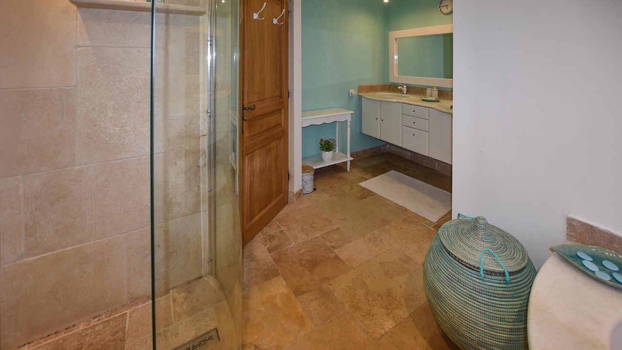 Photo of Bathroom in Entraigues-sur-la-Sorgue