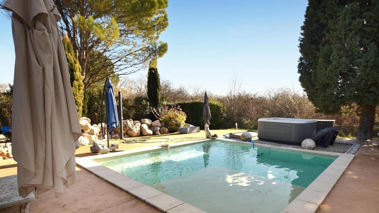 Photo of Outdoor in Entraigues-sur-la-Sorgue