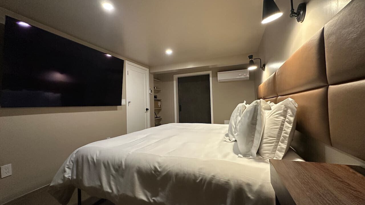 Photo of Bedroom in Rowland