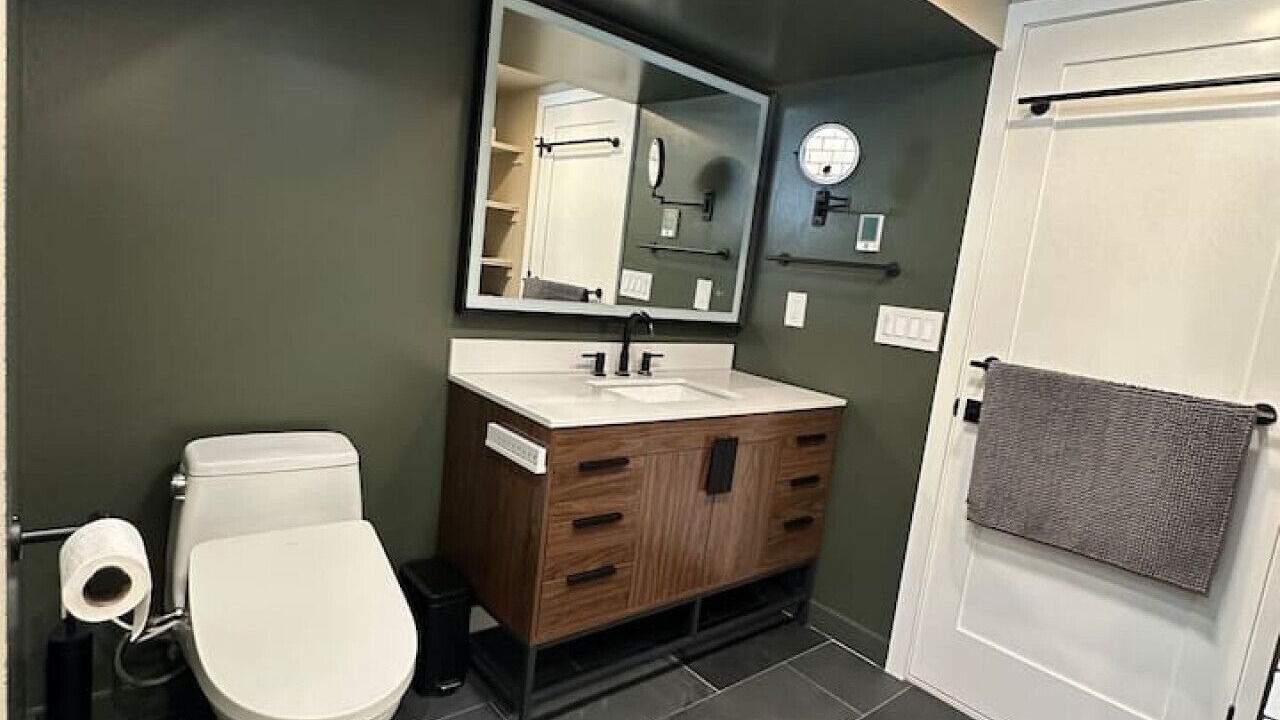 Photo of Bathroom in Rowland