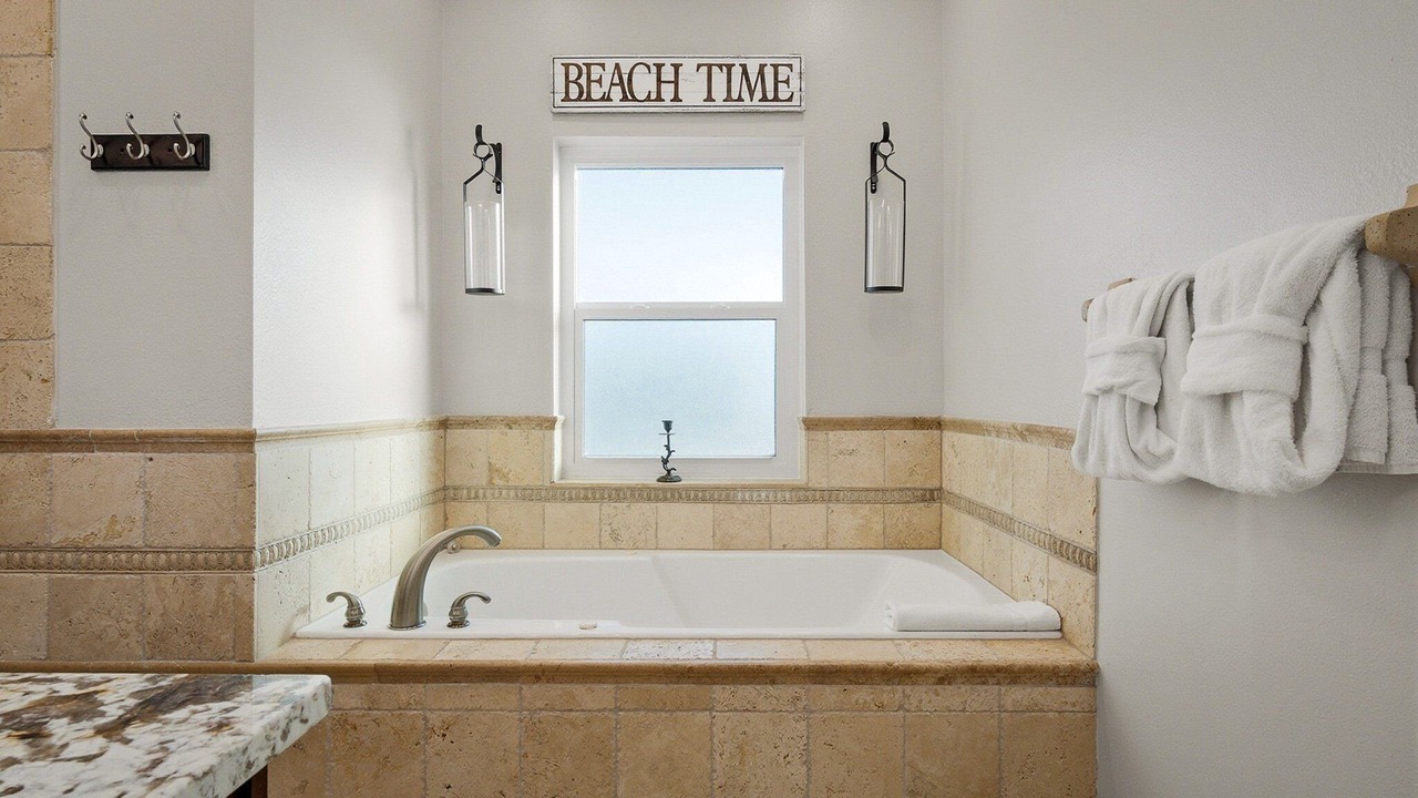 Photo of Bathroom in Independence Square