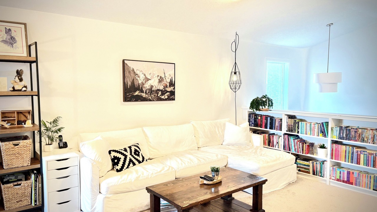 Photo of Livingroom in Southeast Calgary
