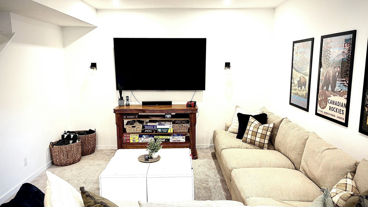 Photo of Livingroom in Southeast Calgary