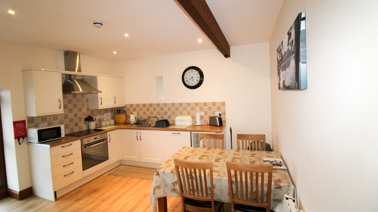 Photo of Kitchen in Wing