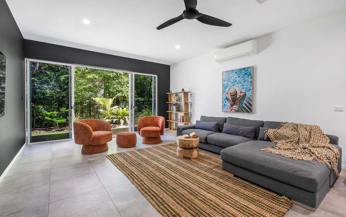 Photo of Livingroom in Clifton Beach