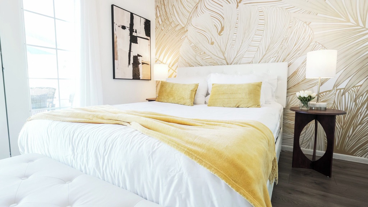 Photo of Bedroom in Papago Parkway