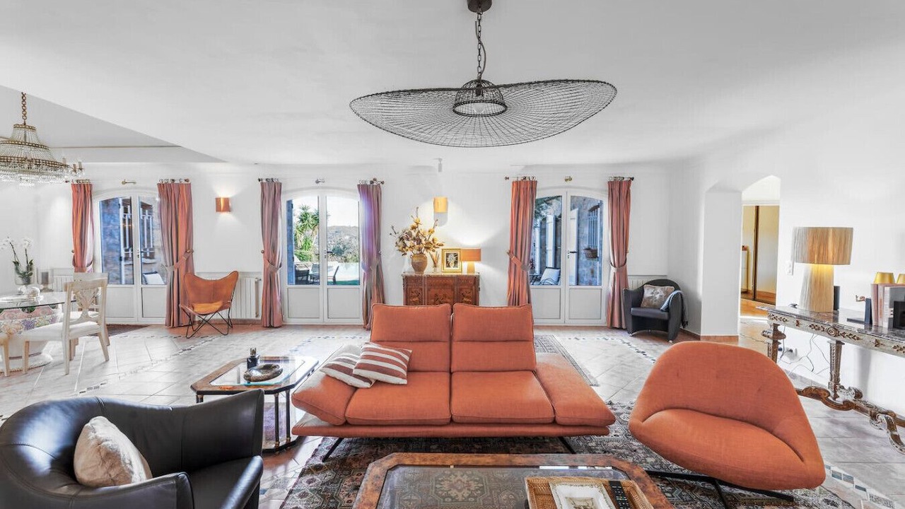 Photo of Livingroom in Pegomas