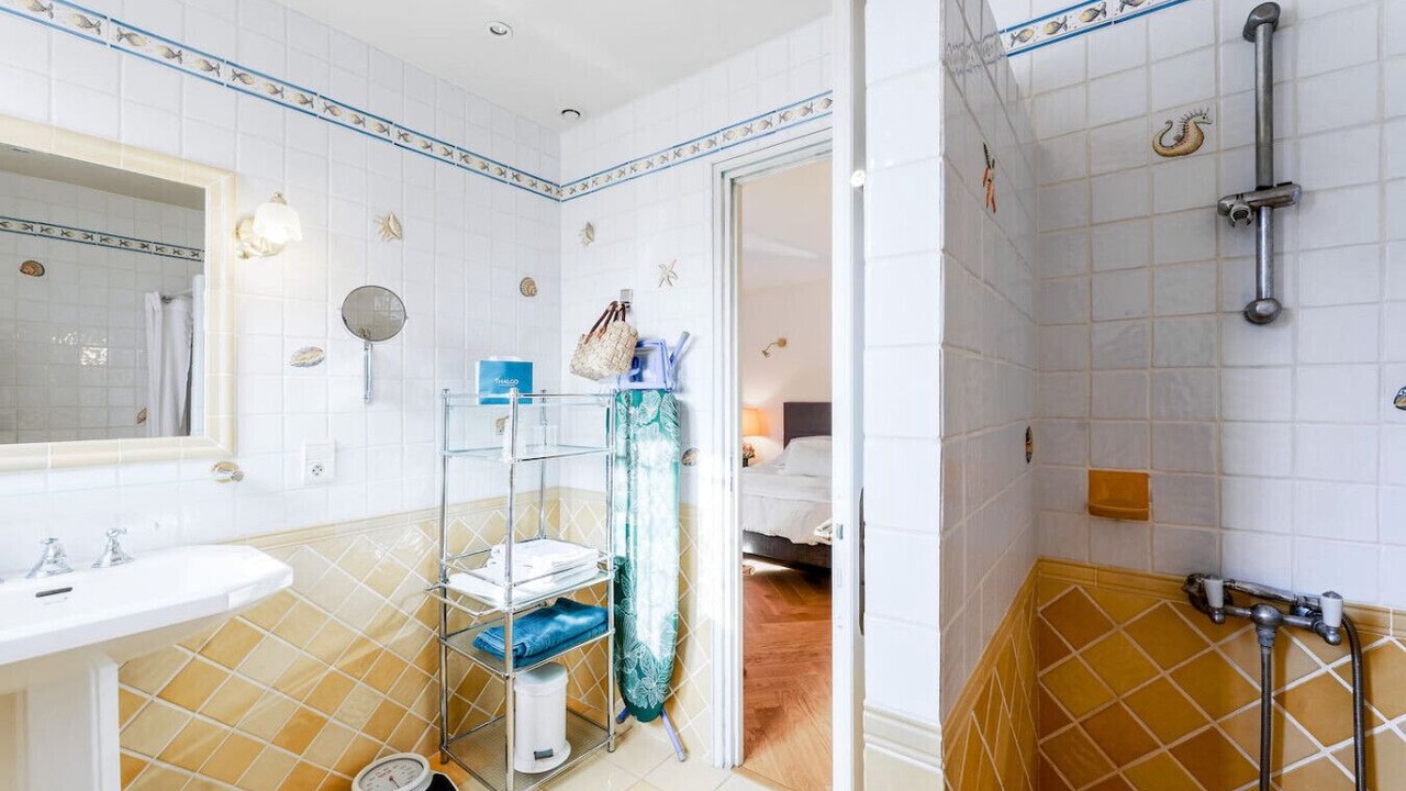 Photo of Bathroom in Pegomas