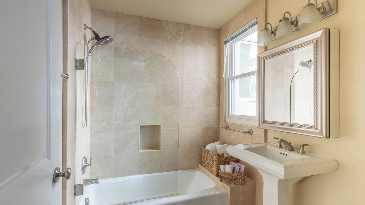 Photo of Bathroom in Sausalito