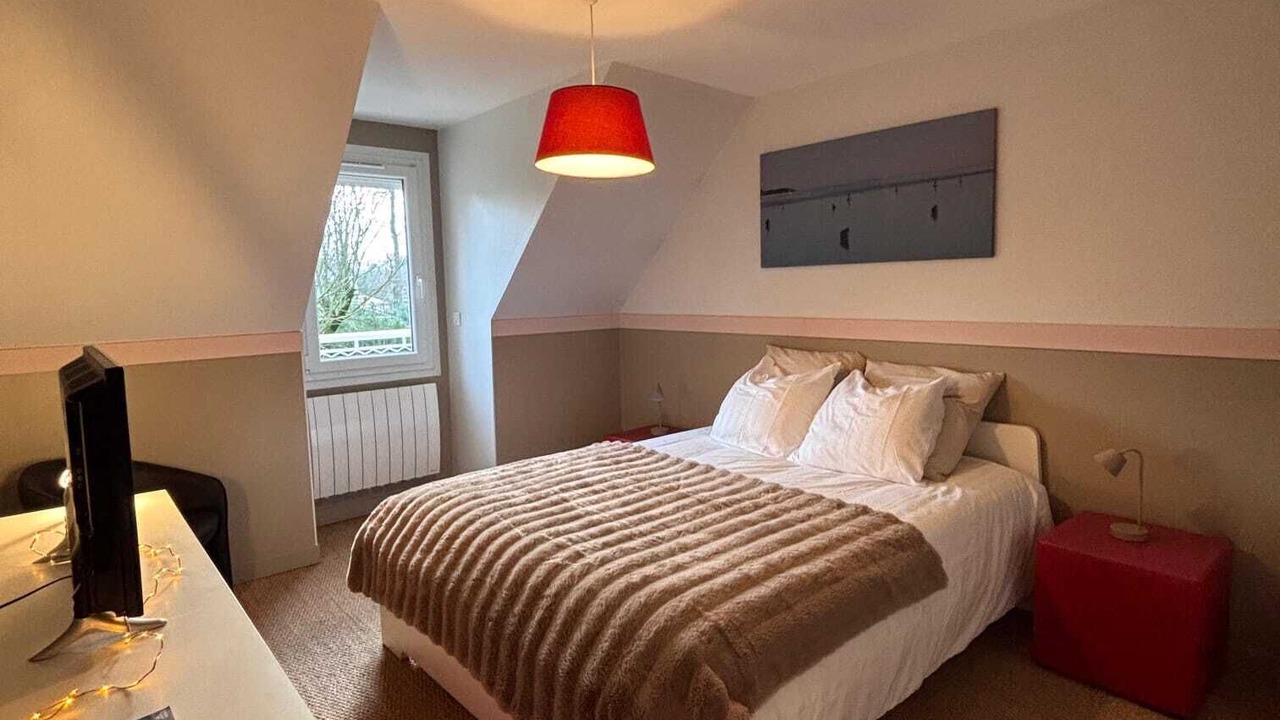 Photo of Bedroom in Mandres-les-Roses