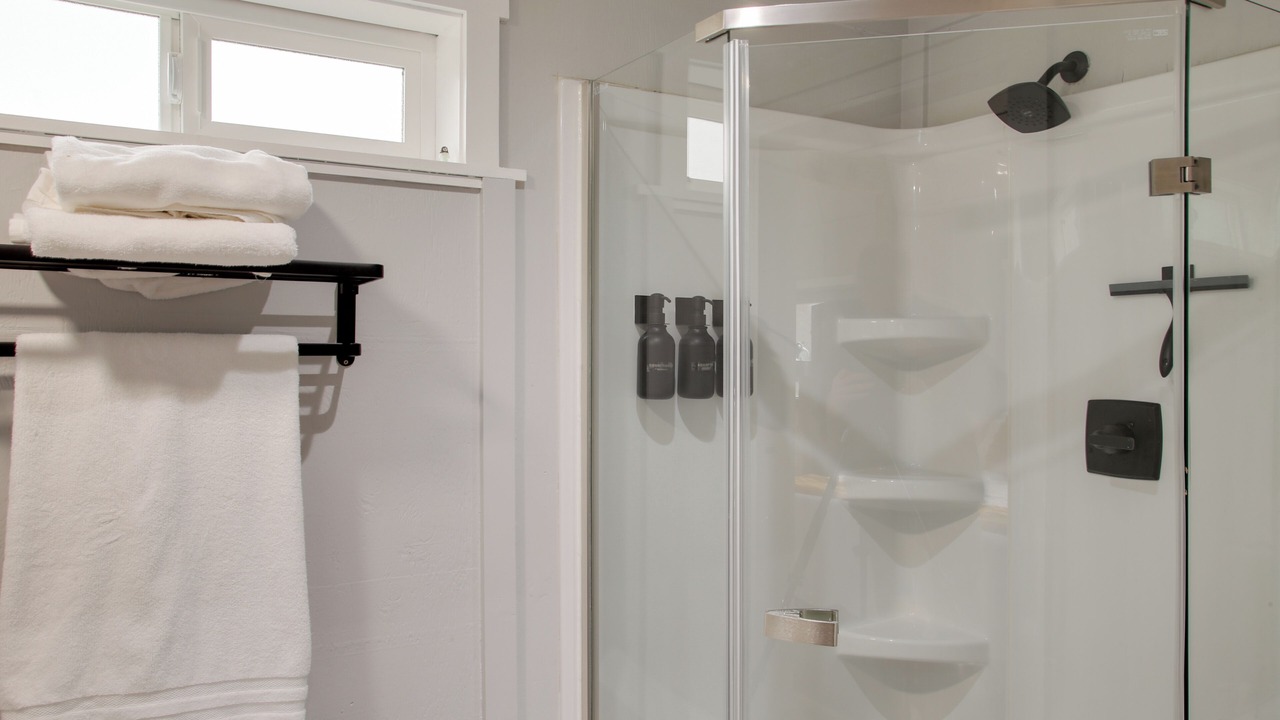 Photo of Bathroom in Athol