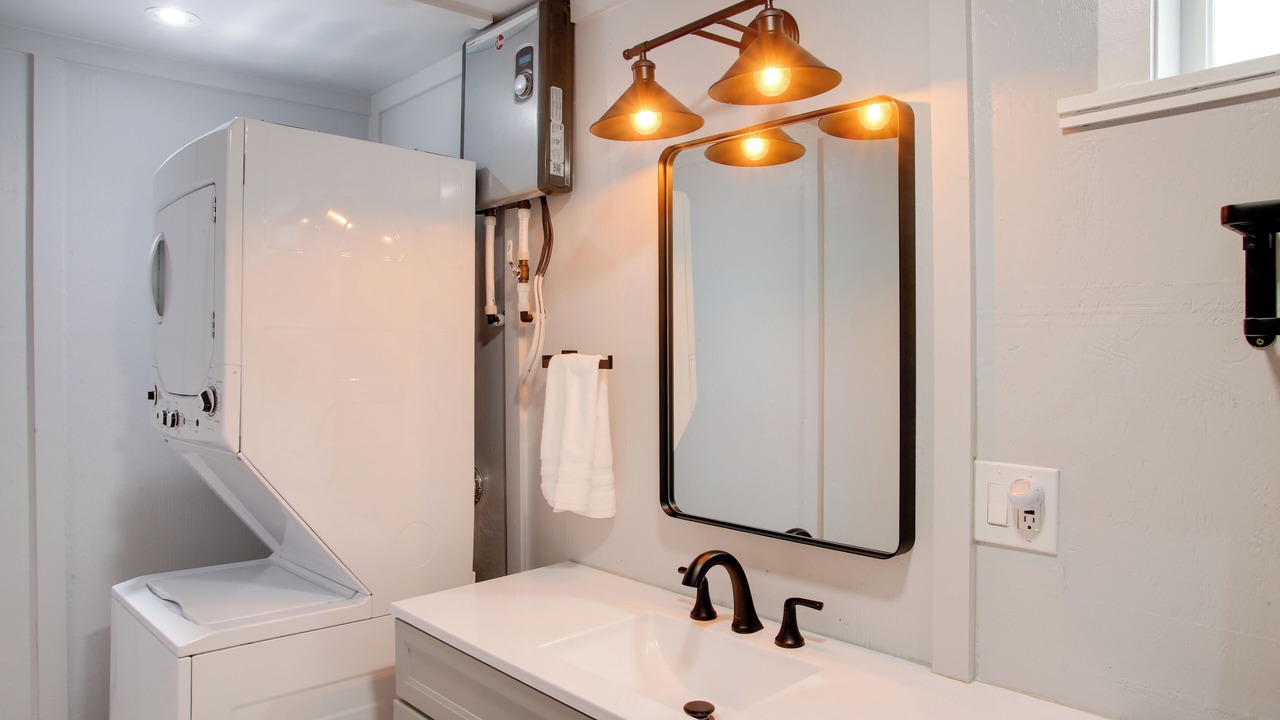 Photo of Bathroom in Athol