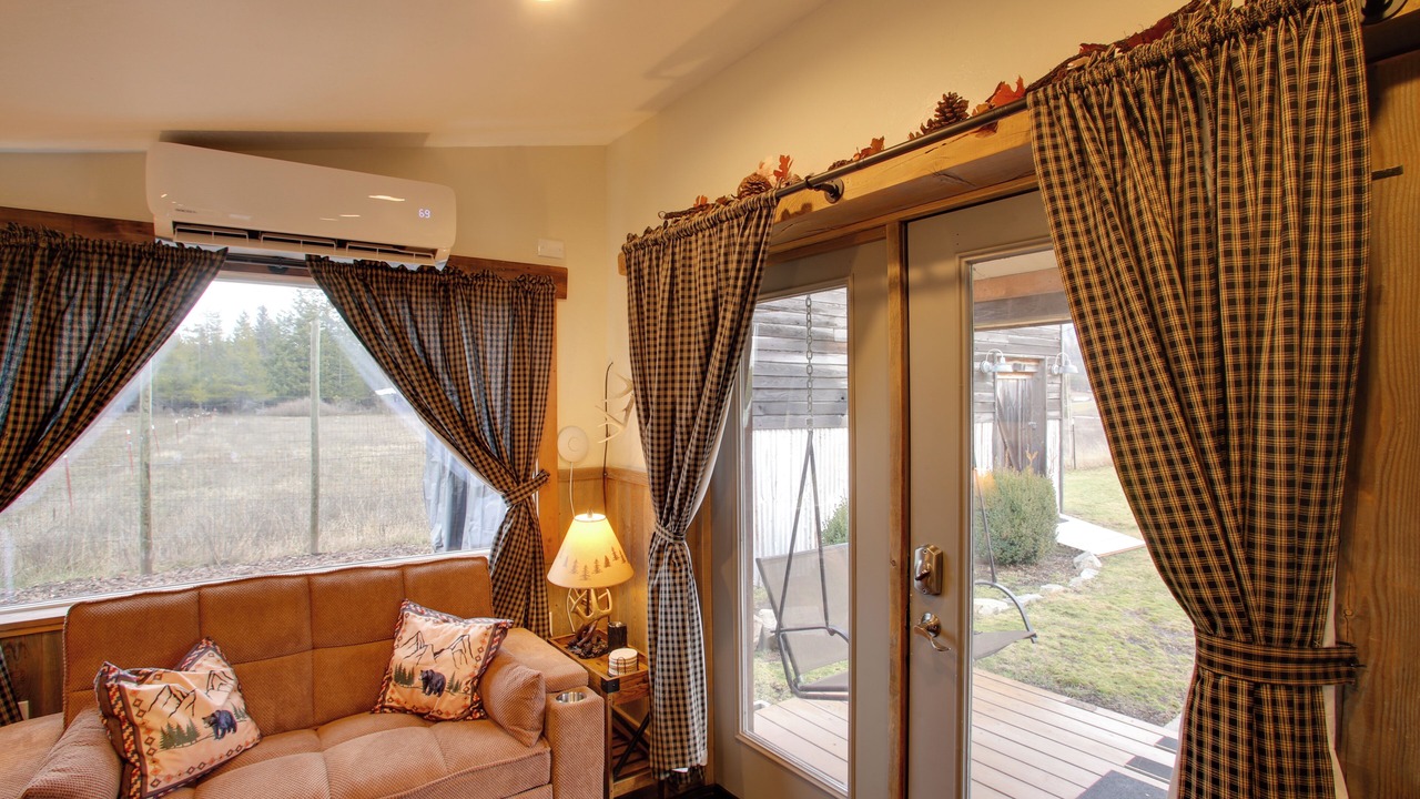 Photo of Livingroom in Athol
