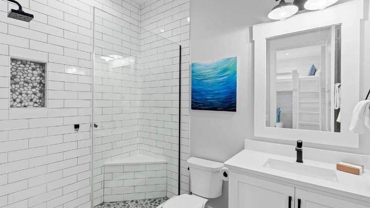 Photo of Bathroom in El Centro Beach