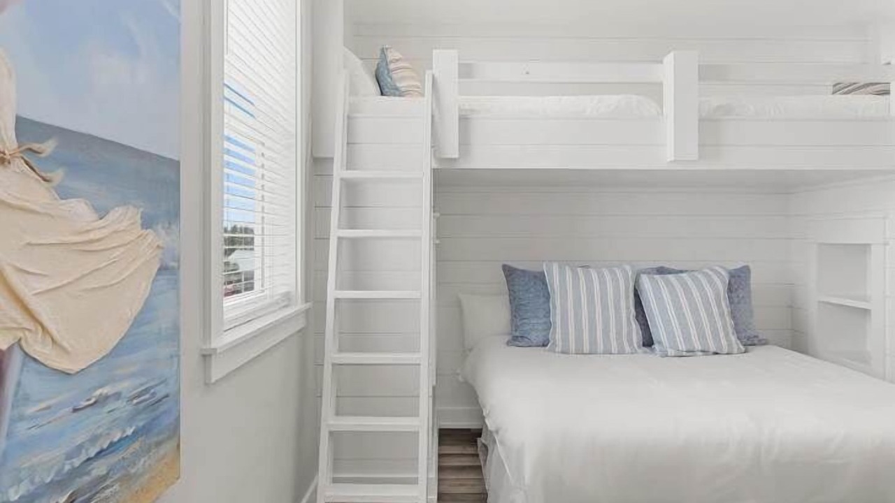 Photo of Bedroom in El Centro Beach