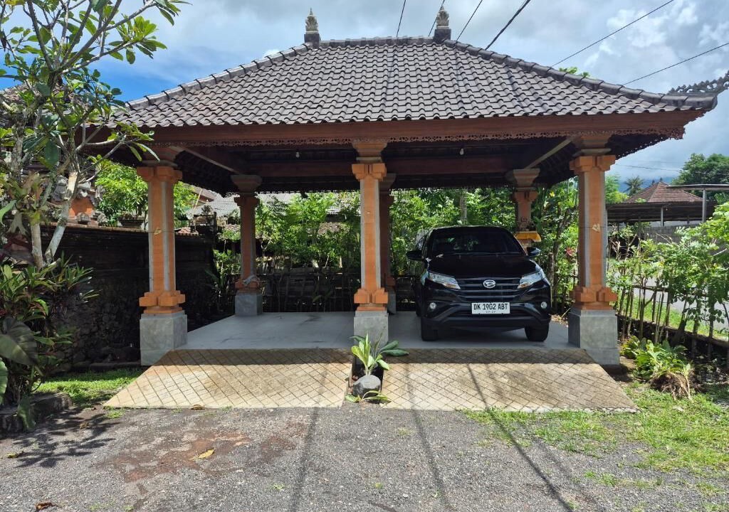 Photo of Outdoor in Selat