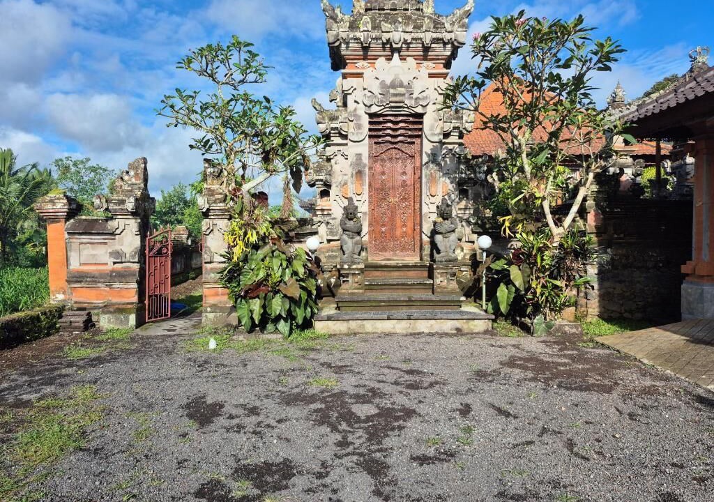 Photo of Others in Selat