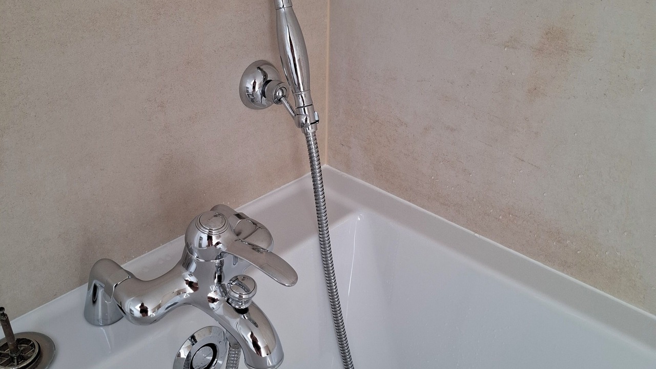 Photo of Bathroom in Saint-Sulpice-de-Pommiers