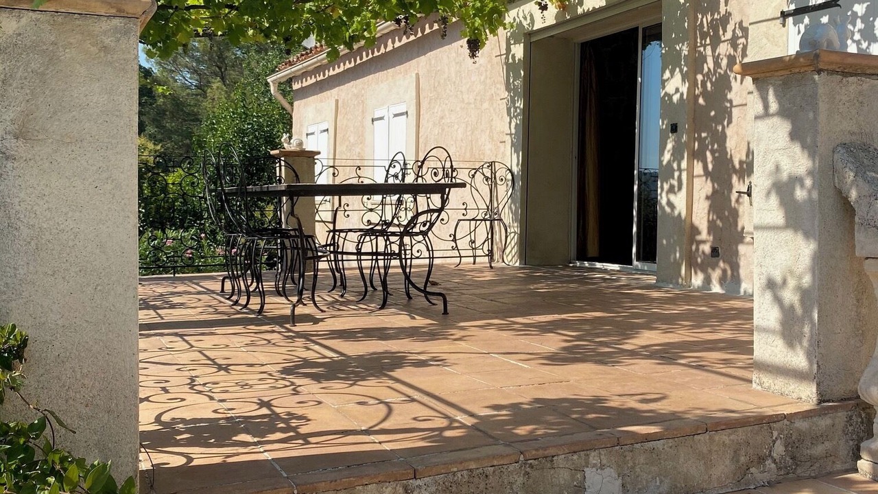 Photo of Patio Balcony in Villecroze