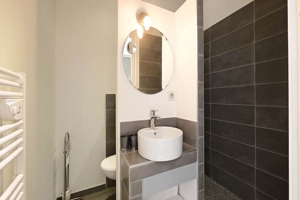 Photo of Bathroom in La Couarde-sur-Mer