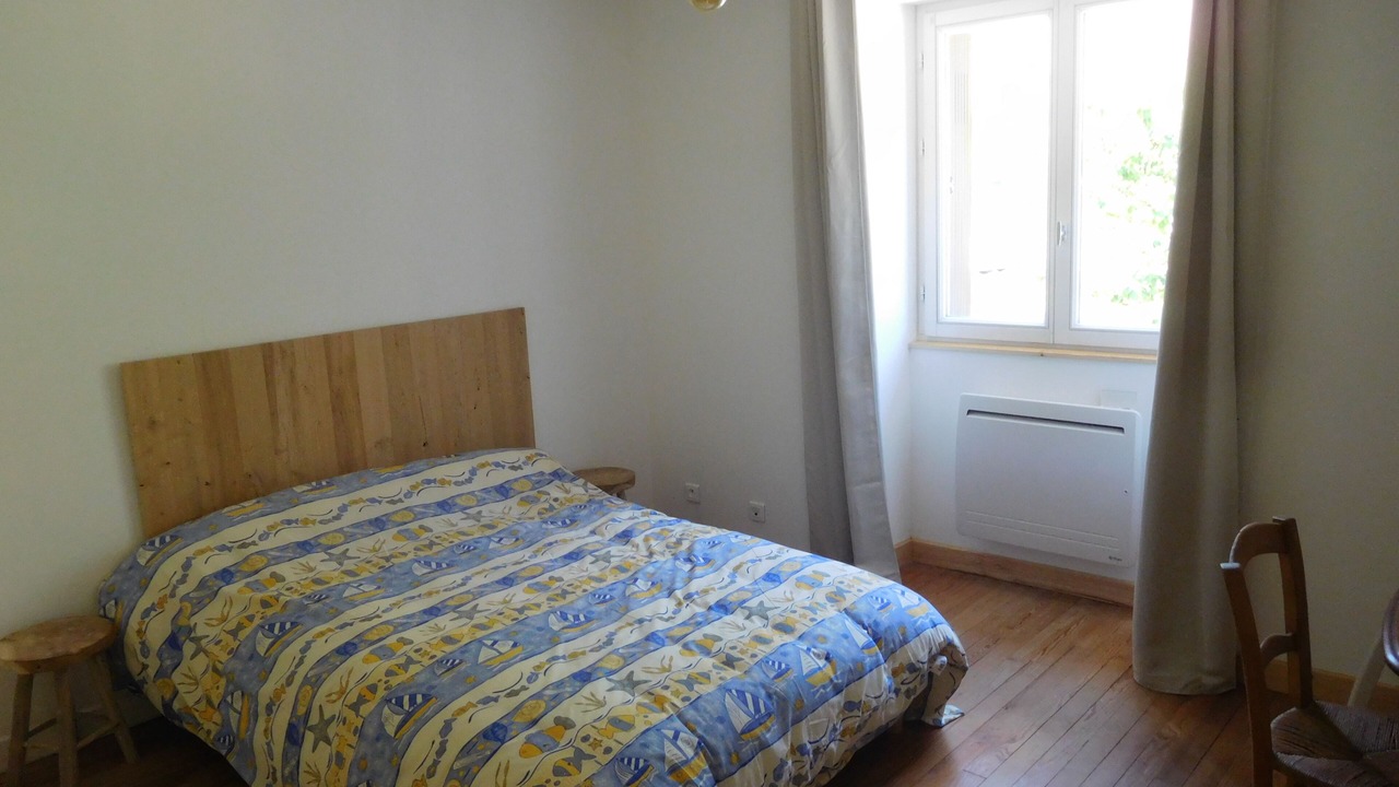 Photo of Bedroom in Orgeix