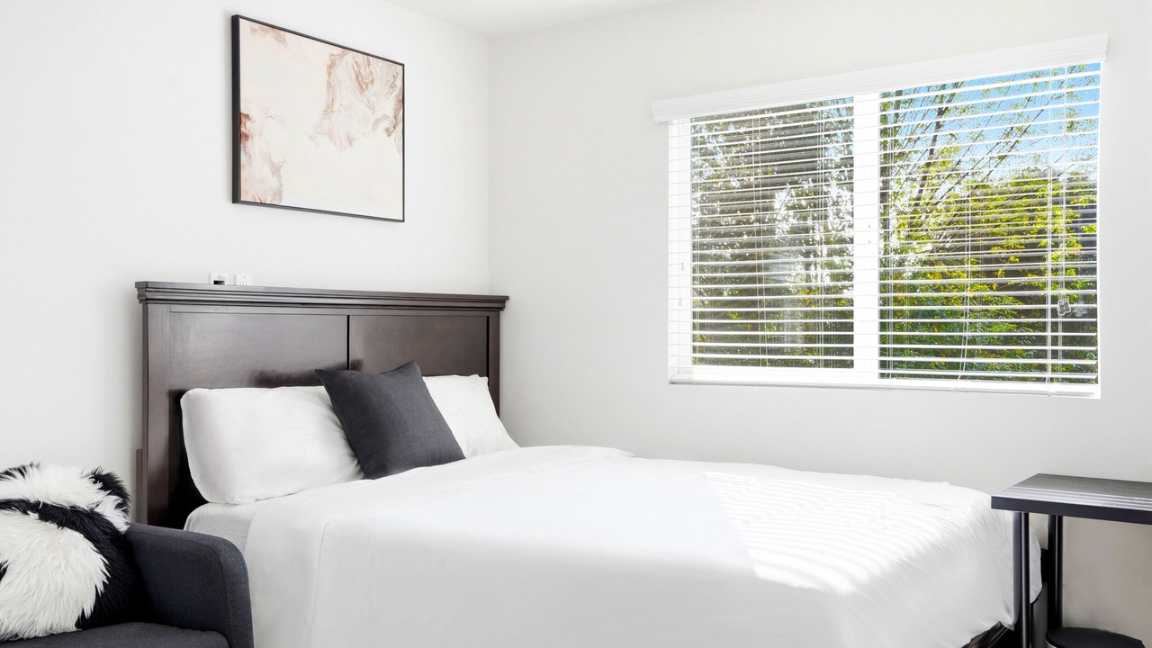 Photo of Bedroom in Pasadena