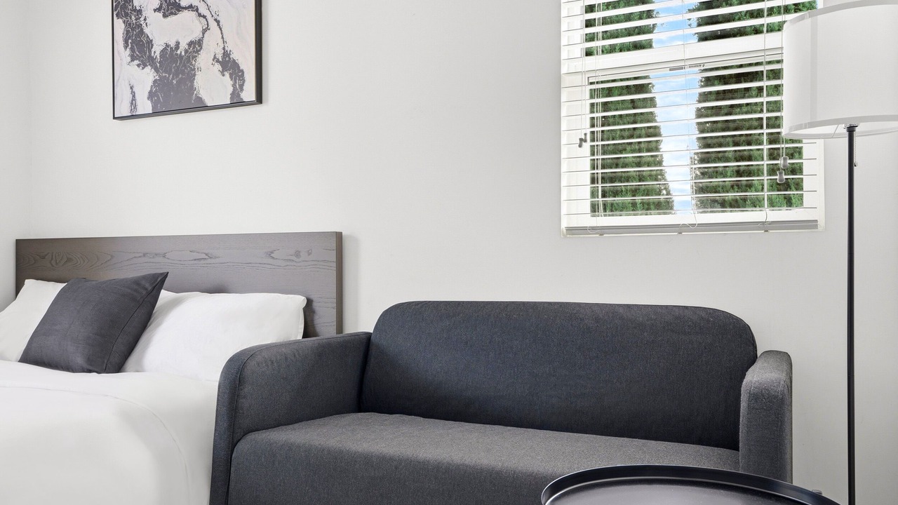 Photo of Bedroom in Pasadena