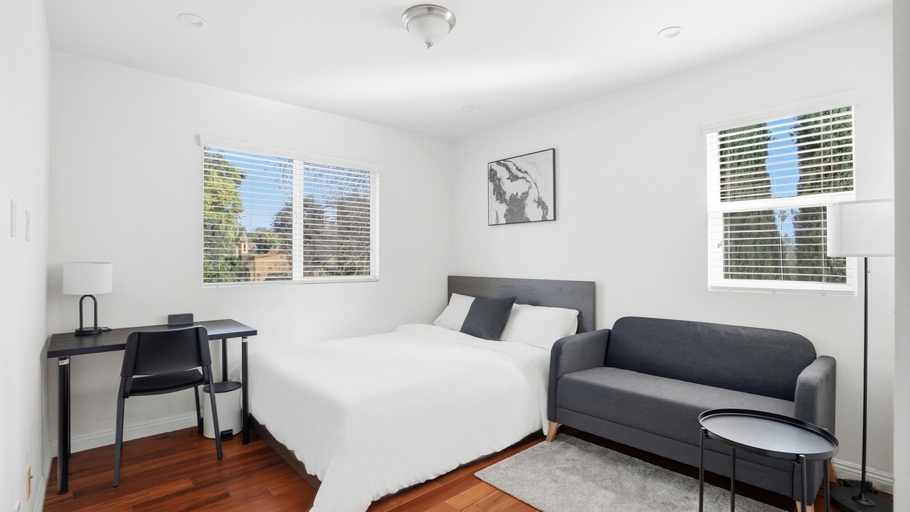 Photo of Bedroom in Pasadena