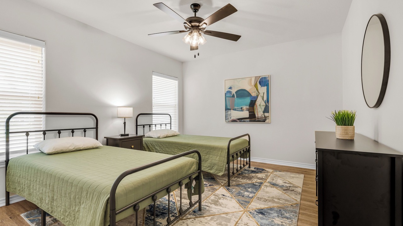 Photo of Bedroom in North Oakwood