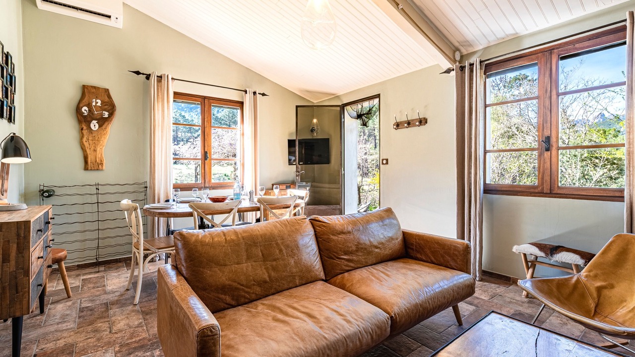 Photo of Livingroom in Sari-Solenzara