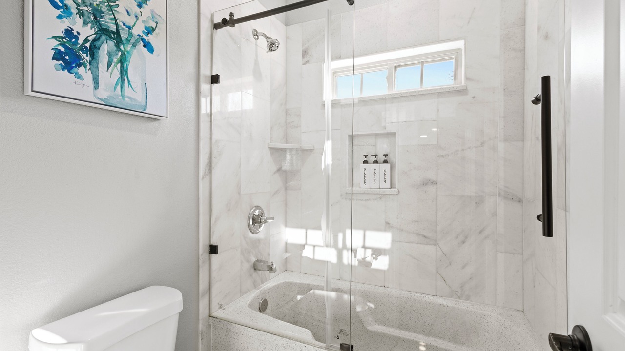 Photo of Bathroom in Grand Prairie