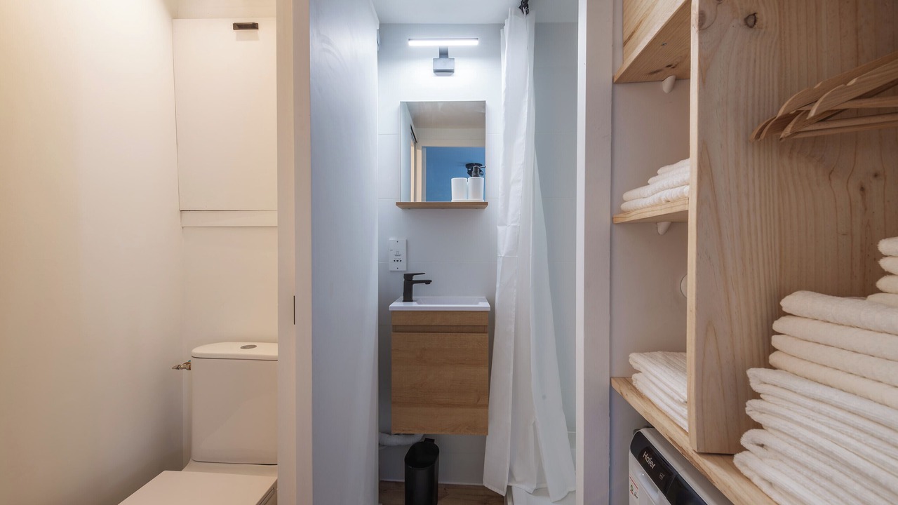 Photo of Bathroom in Centre-ville rive gauche