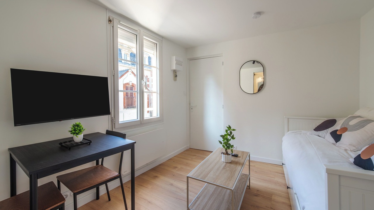 Photo of Bedroom in Centre-ville rive gauche