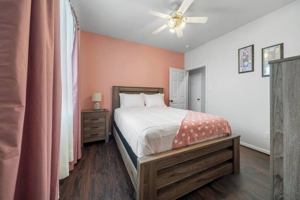 Photo of Bedroom in College Park