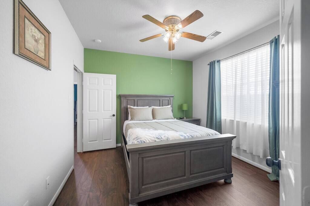 Photo of Bedroom in College Park