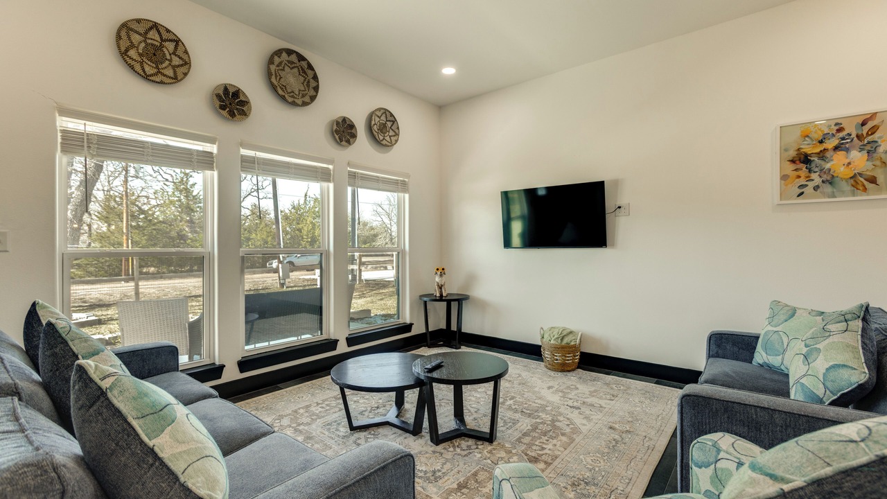 Photo of Livingroom in Somerville