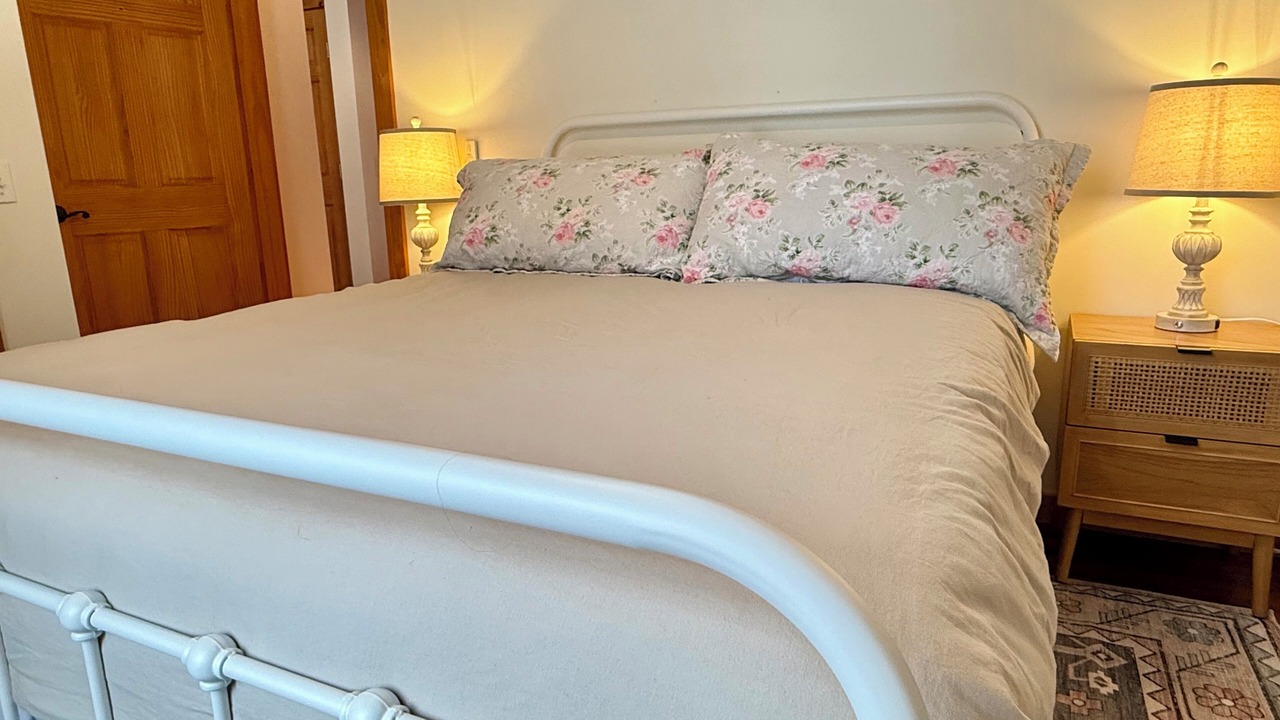 Photo of Bedroom in Isle La Motte