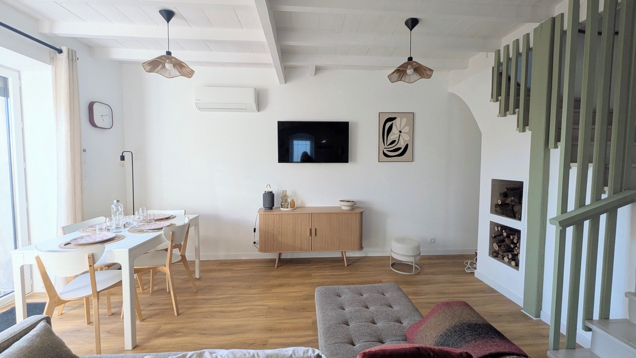 Photo of Livingroom in Brie-sous-Archiac