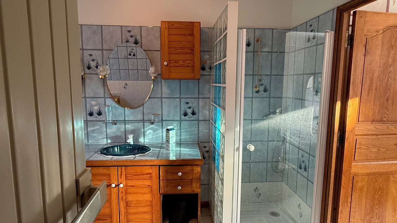 Photo of Bathroom in Blangy-sur-Bresle