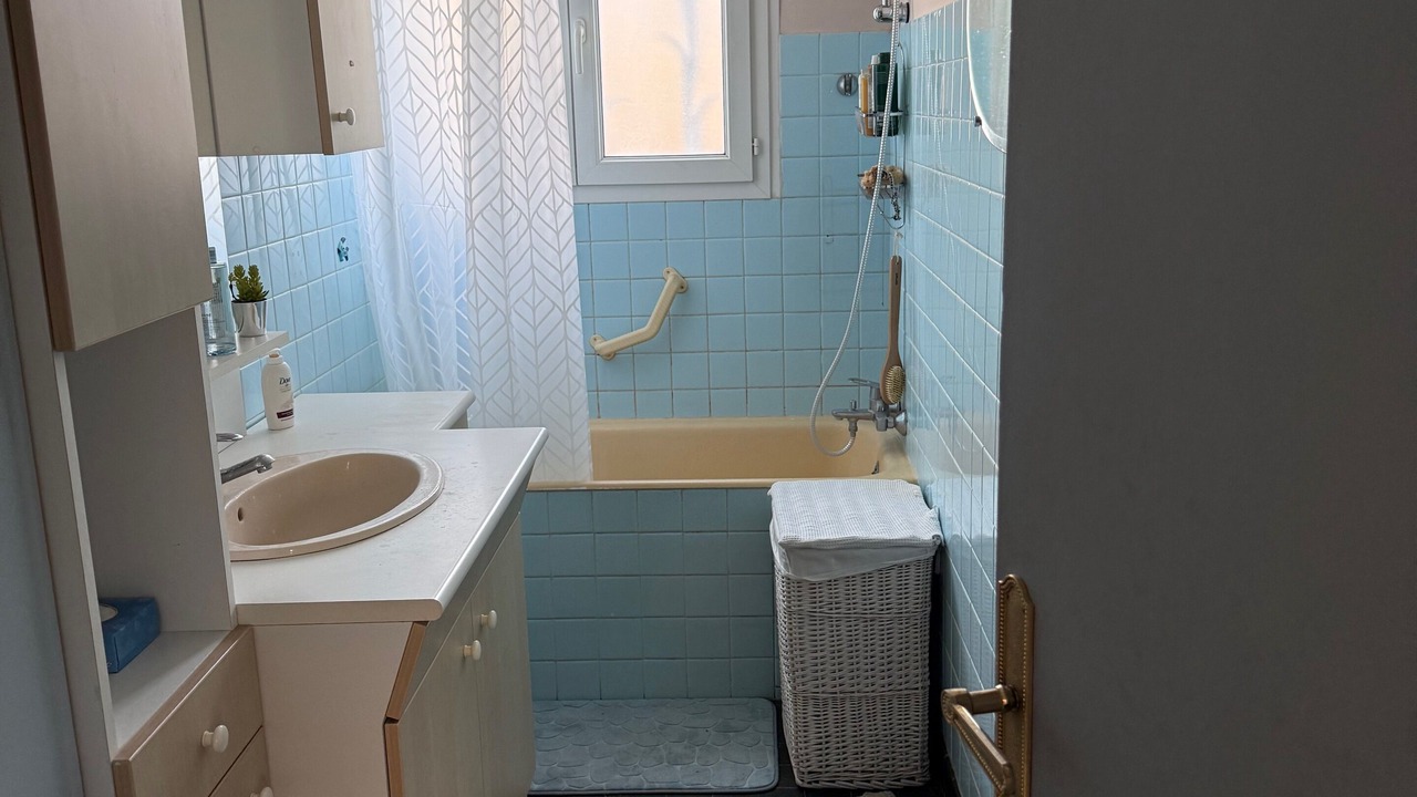 Photo of Bathroom in Blangy-sur-Bresle