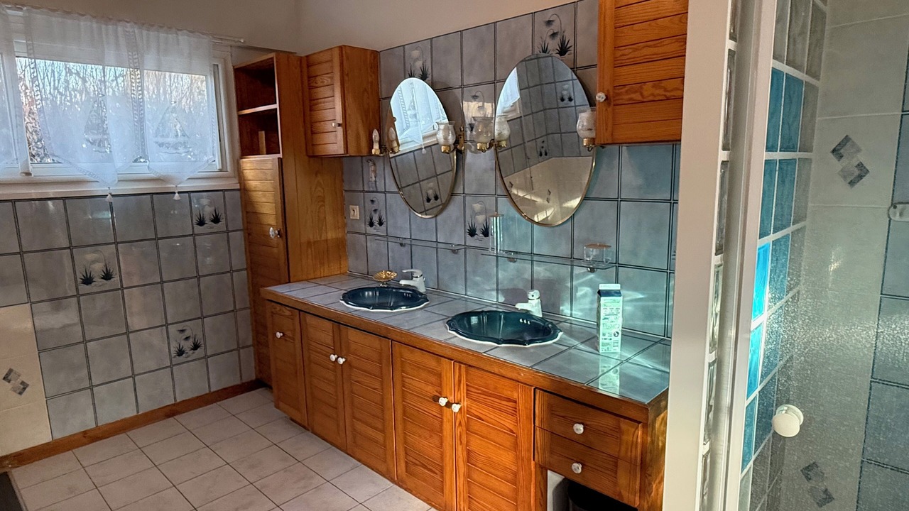 Photo of Bathroom in Blangy-sur-Bresle