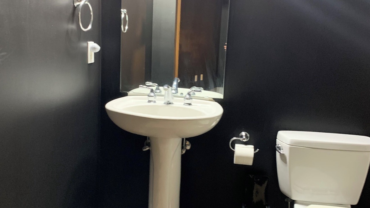 Photo of Bathroom in Downtown West