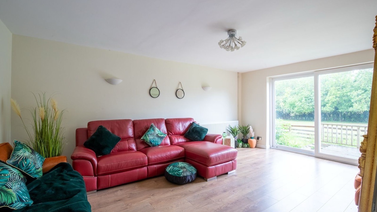 Photo of Livingroom in Rushden