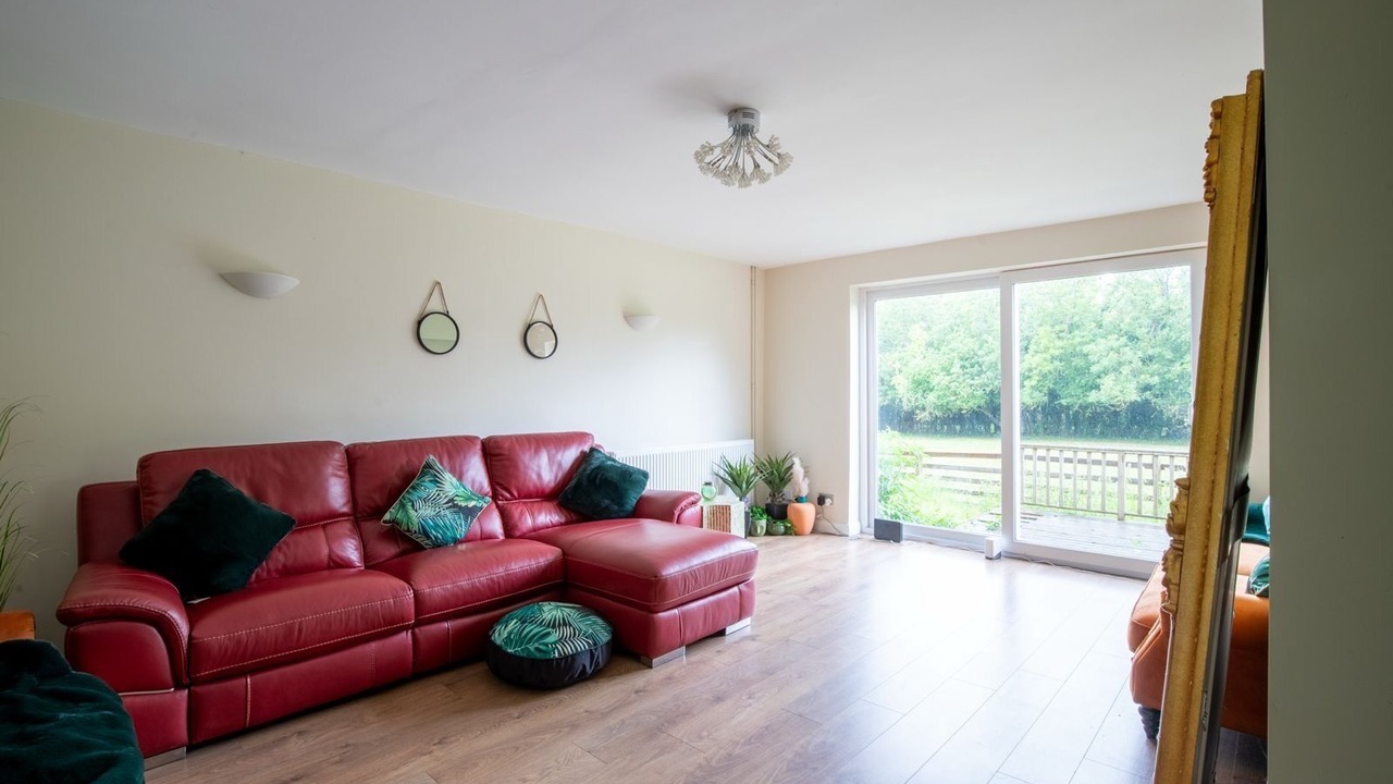 Photo of Livingroom in Rushden
