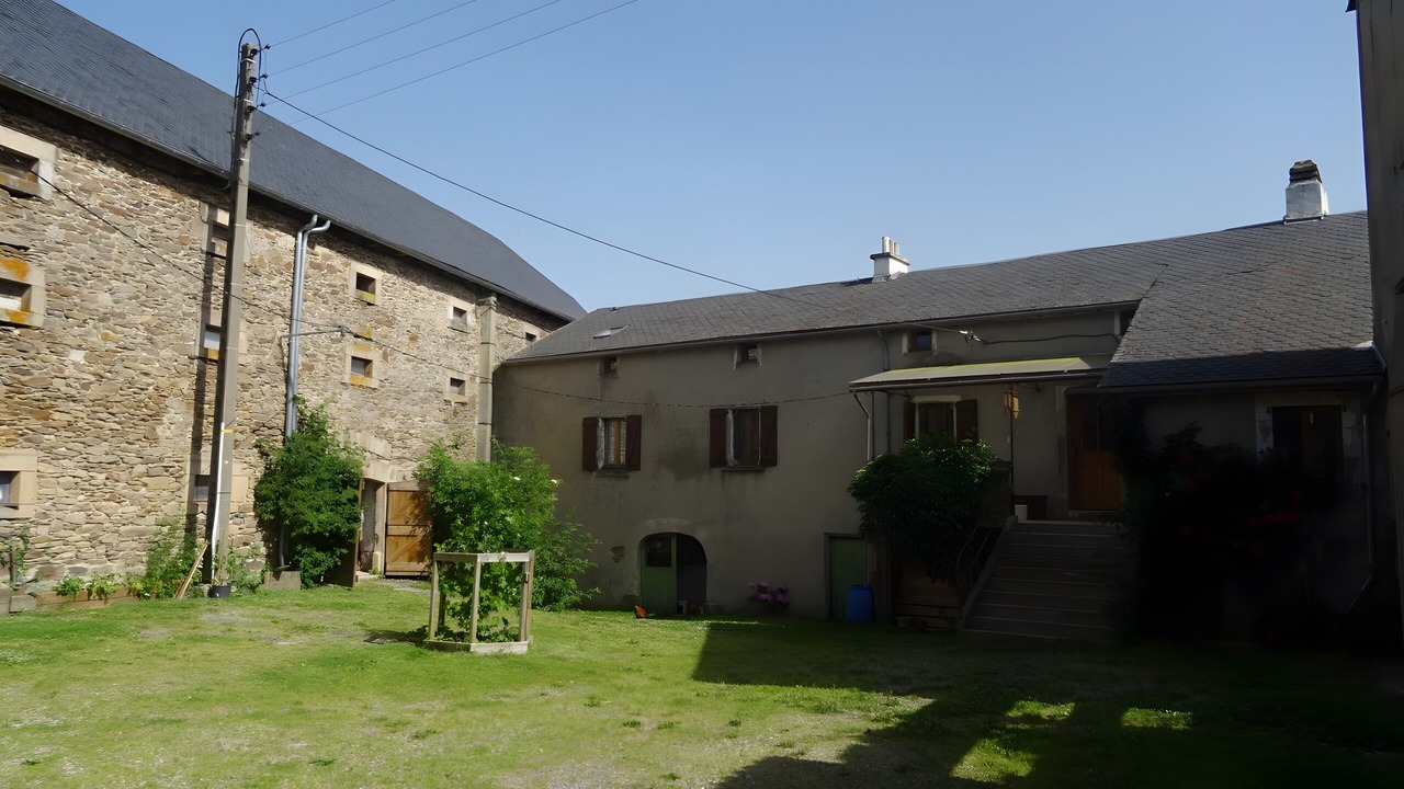 Photo of Outdoor in Curan