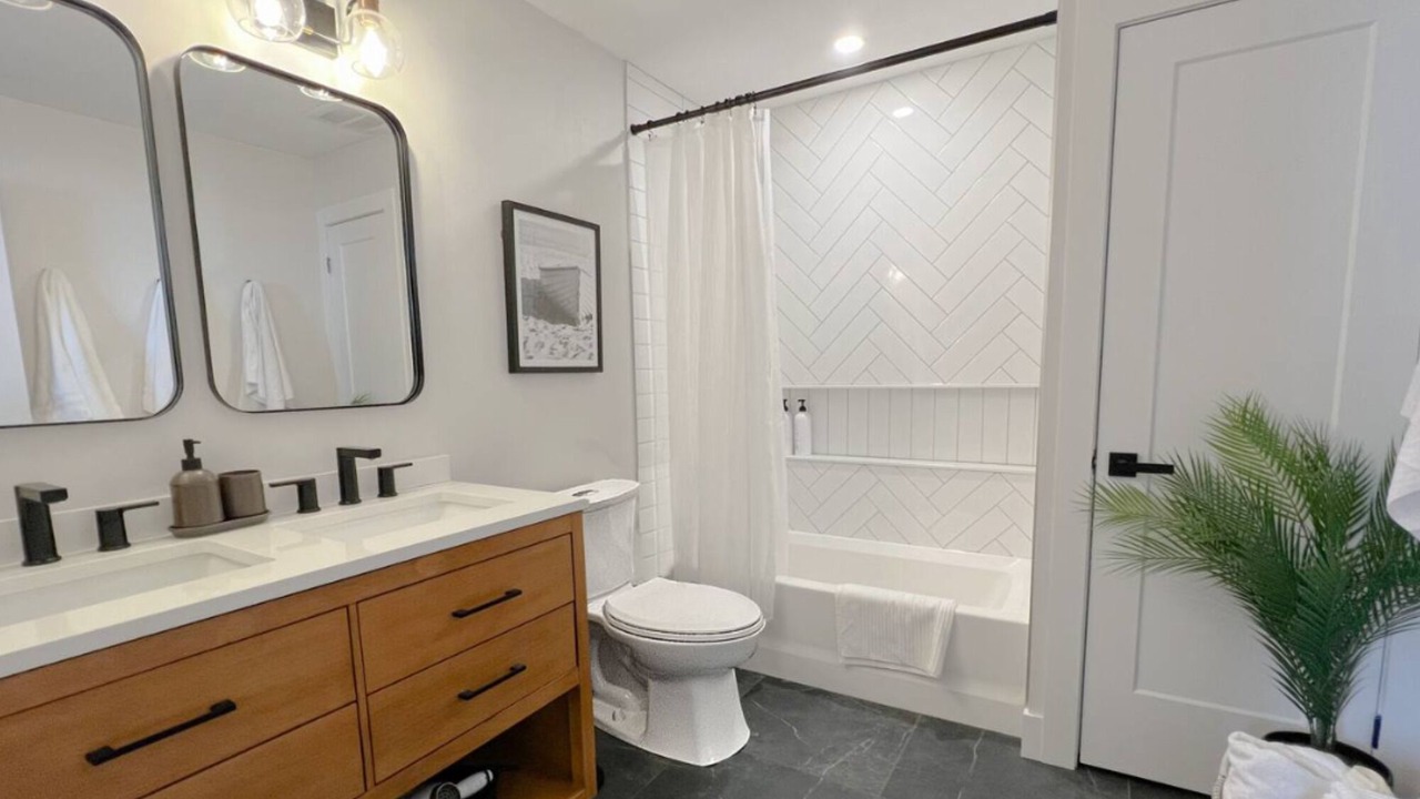 Photo of Bathroom in Turkey Point