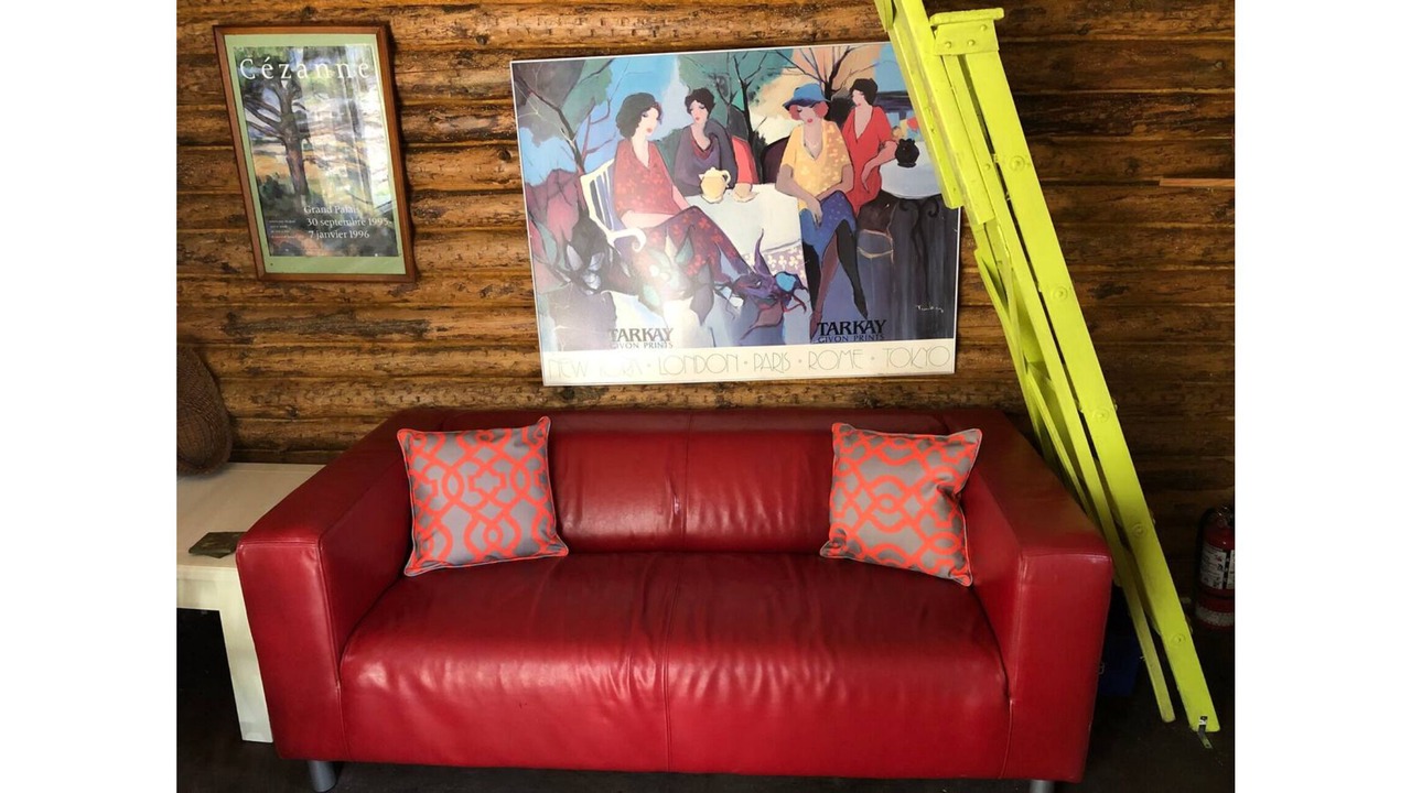 Photo of Livingroom in Scugog