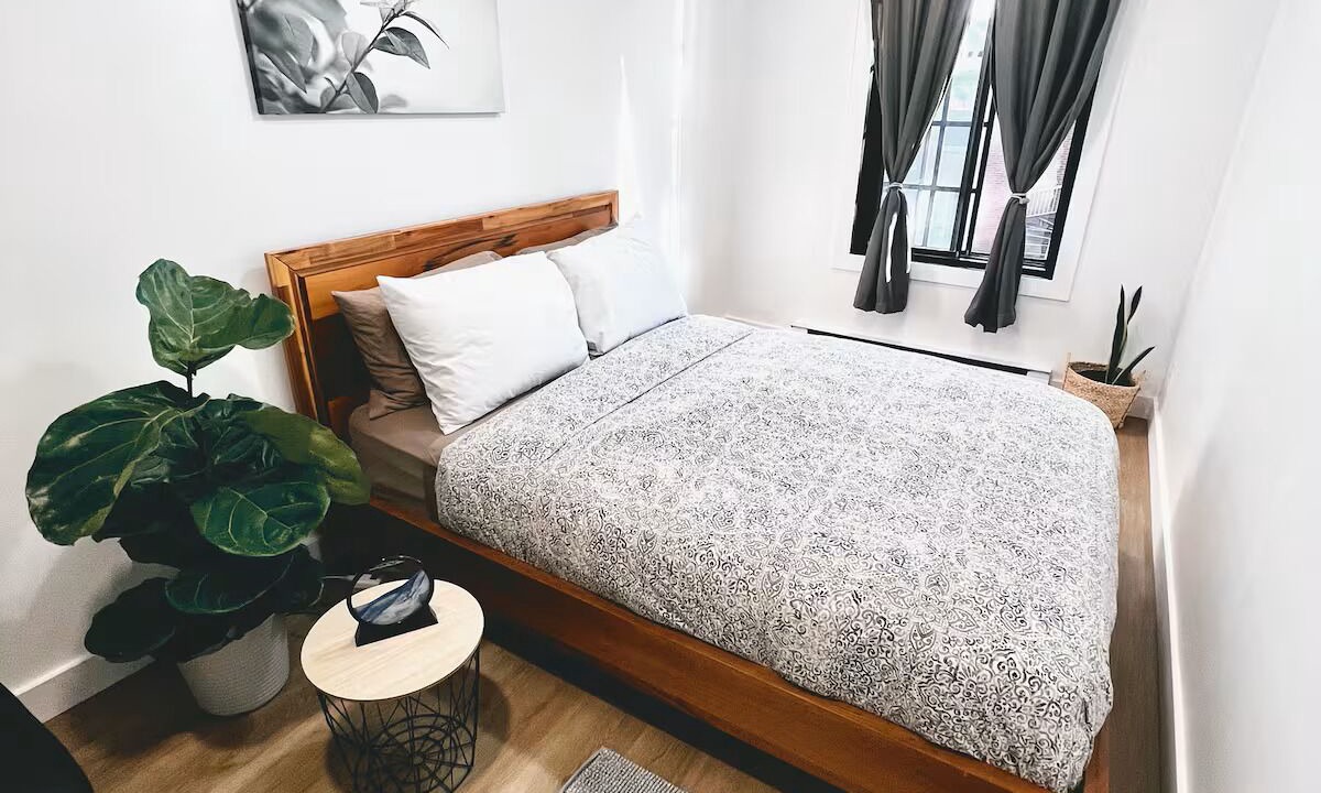 Photo of Bedroom in Rosemont-La Petite-Patrie
