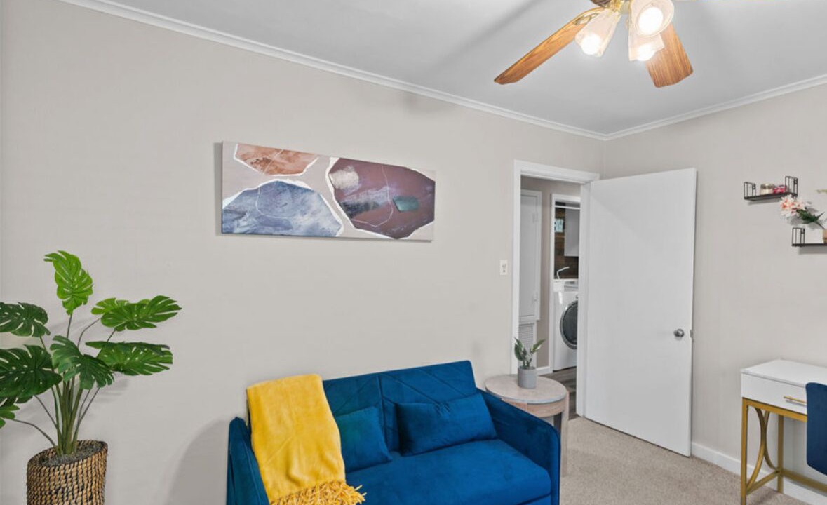 Photo of Livingroom in Broadmoor