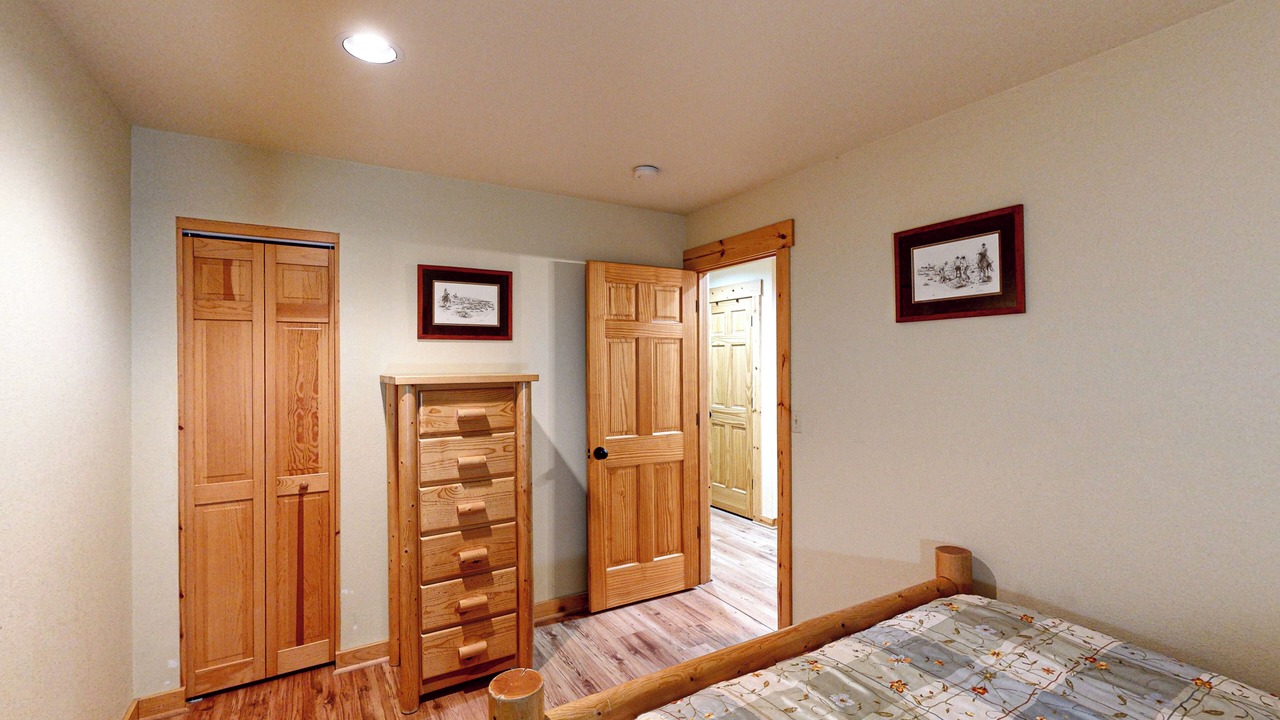 Photo of Bedroom in Klamath Falls